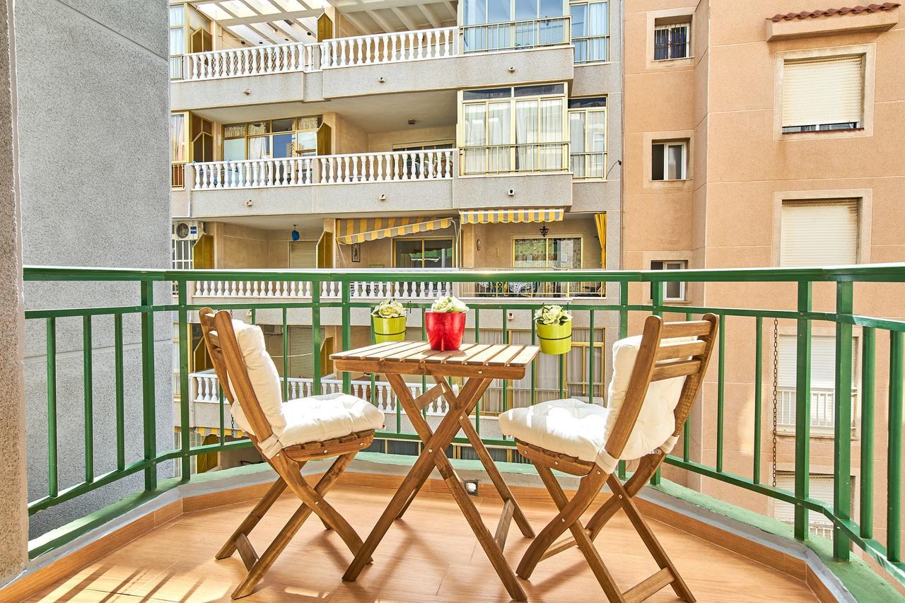 Espanhouse Fragata 42 Torrevieja Exterior foto